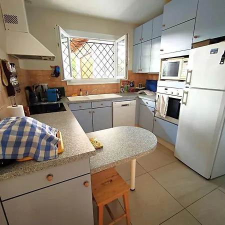 Landaise Lumineuse Avec Jardin, Proche Plages Et Commerces A Piraillan - Fr-1-736-52 Villa *