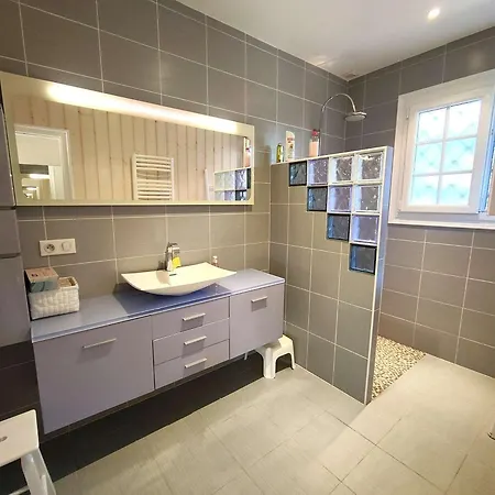 Landaise Lumineuse Avec Jardin, Proche Plages Et Commerces A Piraillan - Fr-1-736-52 Villa *