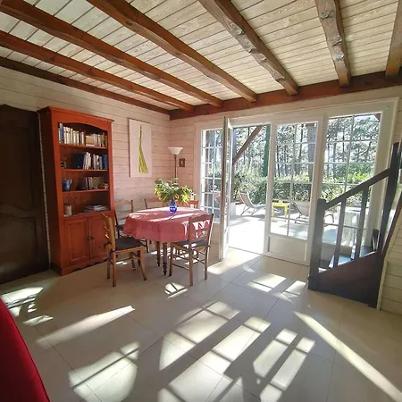 Landaise Lumineuse Avec Jardin, Proche Plages Et Commerces A Piraillan - Fr-1-736-52 *
